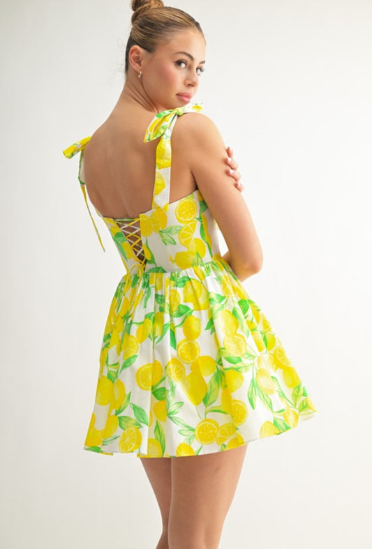 Vestido midi con estampado vibrante